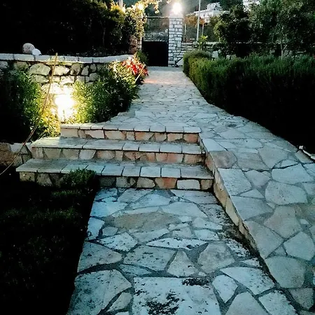 Agrotourism 3* Himarë